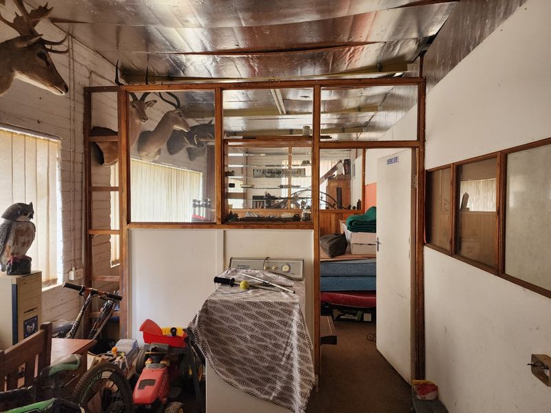 INDUSTRIAL PROPERTY FOR SALE IN STILFONTEIN EXT 3 - Photo 9