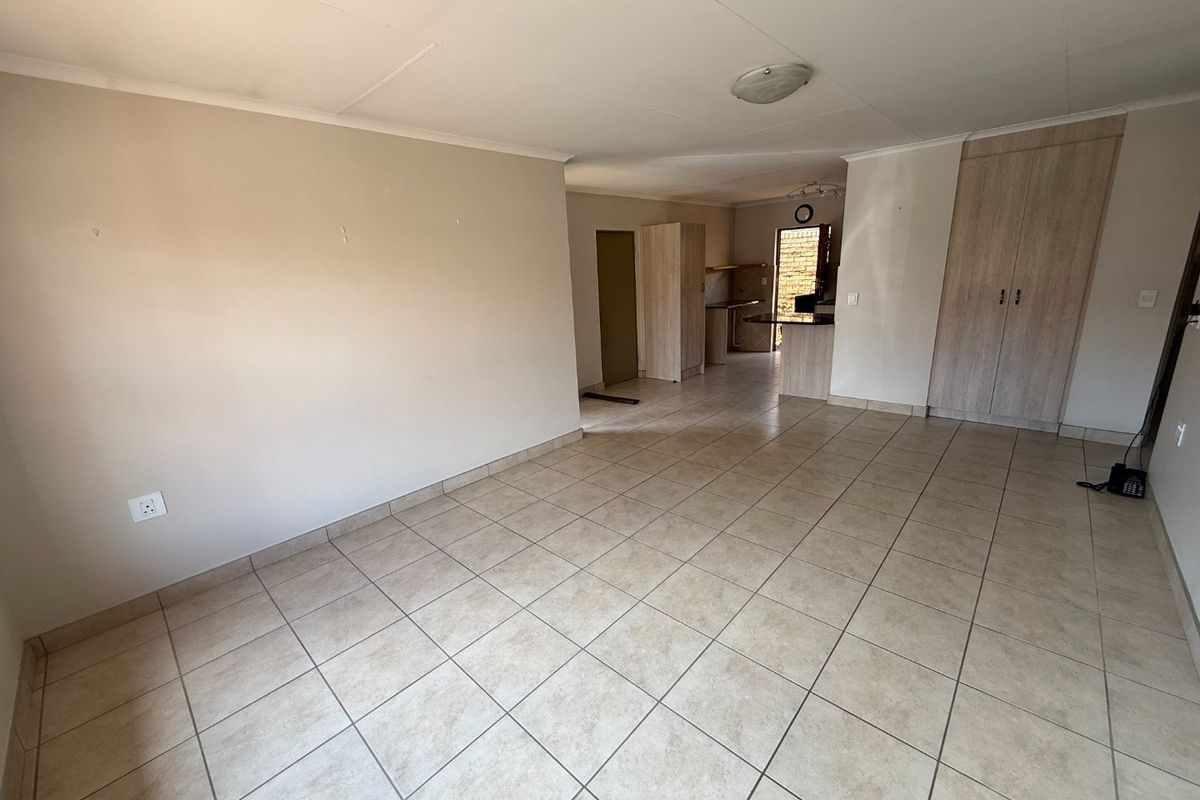 Turn Key Ready Secure Retirement Simplex! - Photo 4