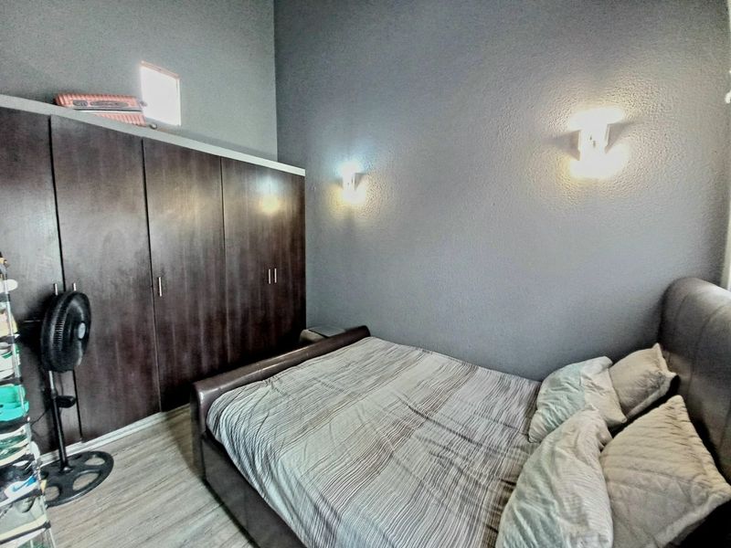 Well Priced 2 Bedroom, 2 Bathroom Apartment in Edenglen – The Perfect Opportunity to Stop Renting and Start Owning - Photo 10