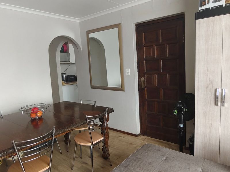 Free Standing Corner Plot 3 Bedroom House For Sale In Strandfontein  - Photo 9