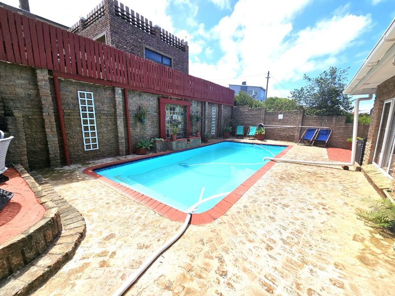 ESTABLISHED GUEST HOUSE IN DANA BAY   - Photo 3