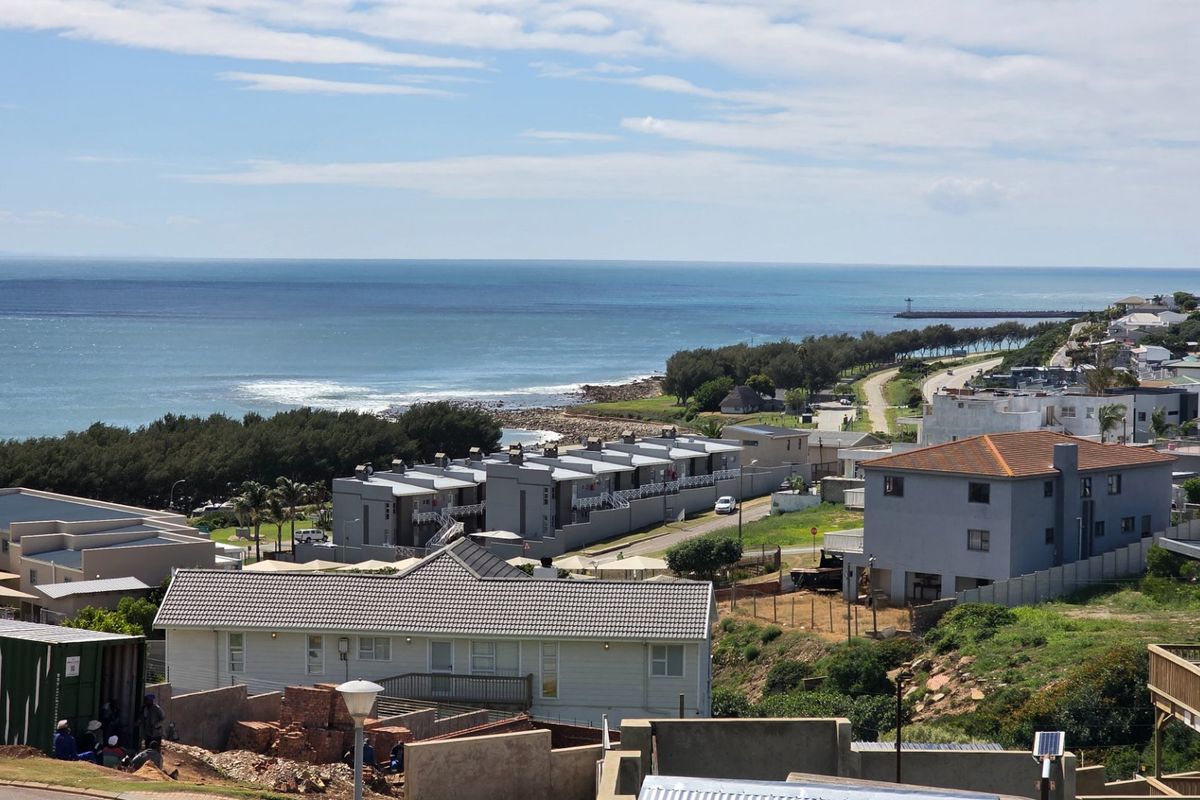 Large House... Flatlet... Home Office... Beautiful Ocean Views !!! - Photo 3