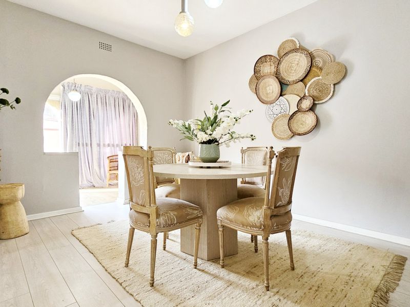 An impeccable duplex in Three Rivers Proper. - Photo 10