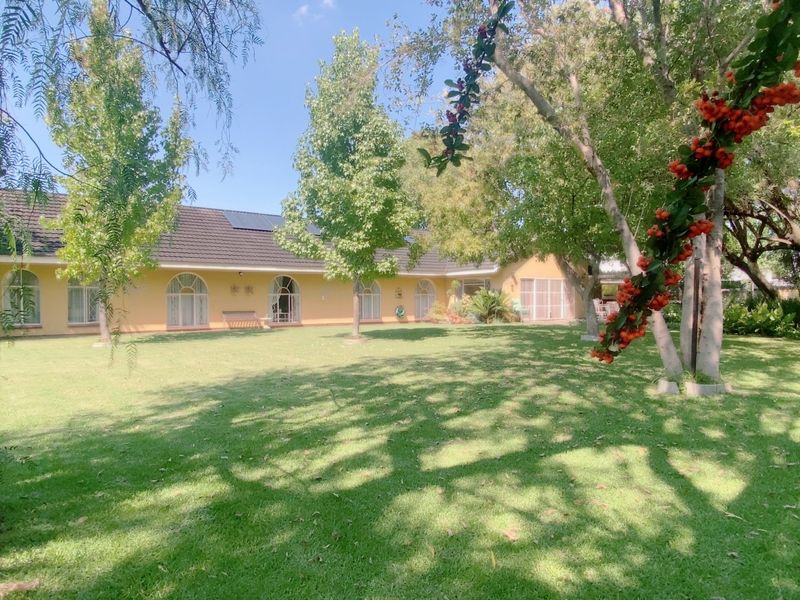 Where comfort meets living in Three Rivers Proper - Photo 2