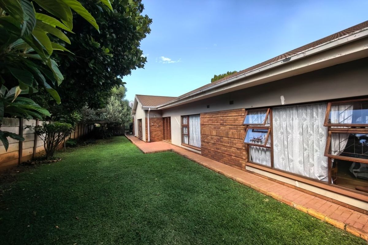 Spacious 2 Bedroom Home for Sale in Deneysville – Close to the Vaal Dam - Photo 3