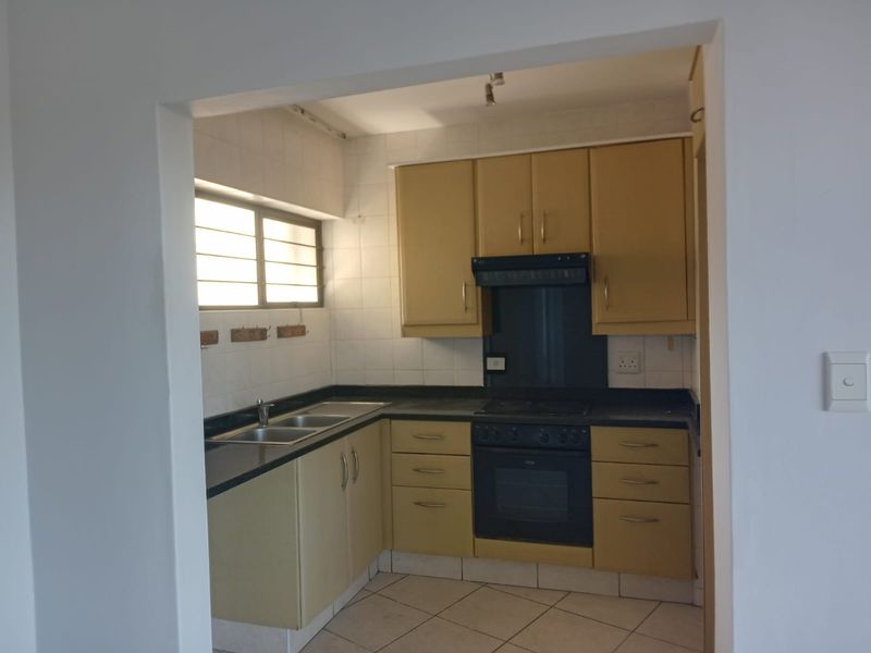 2 Bathrooms, 2 Bedroom Apartment For Sale In South Beach, Durban - Photo 3