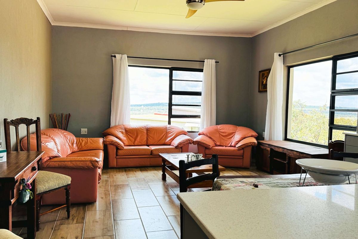 Irrigation farm with 2x Pivots and three houses - Photo 5