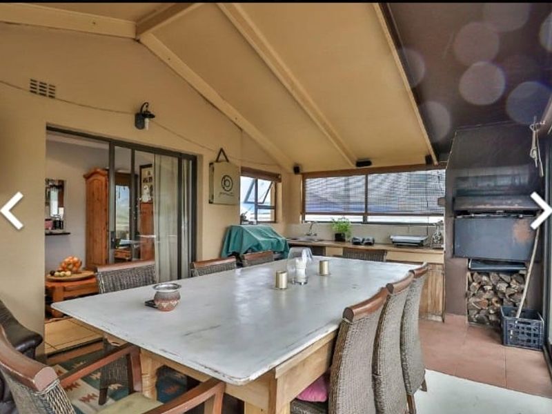 Perfect Family Home with potential rental income - Photo 4