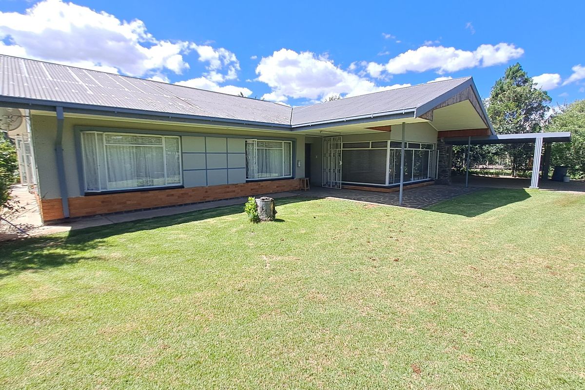 13-Bedroom Rental Investment in popular Universitas - Photo 3