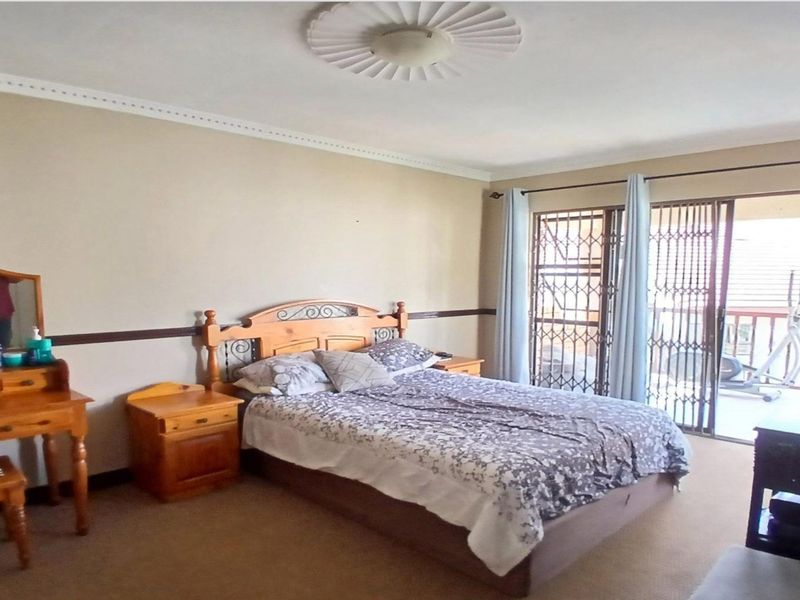 3 Bedroom House for Sale in Eldoraigne - Photo 7