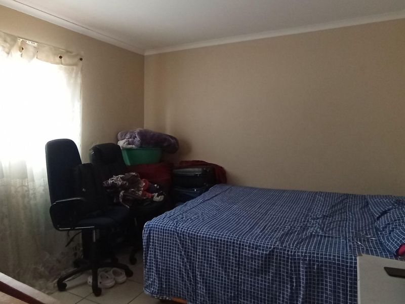 3 Bedroom Full Title House for Sale in Kosmosdal Security Estate - Photo 7