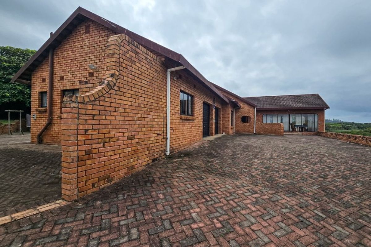 4-Bedroom Beachfront Prime Holiday - Rental Appeal !! - Photo 4