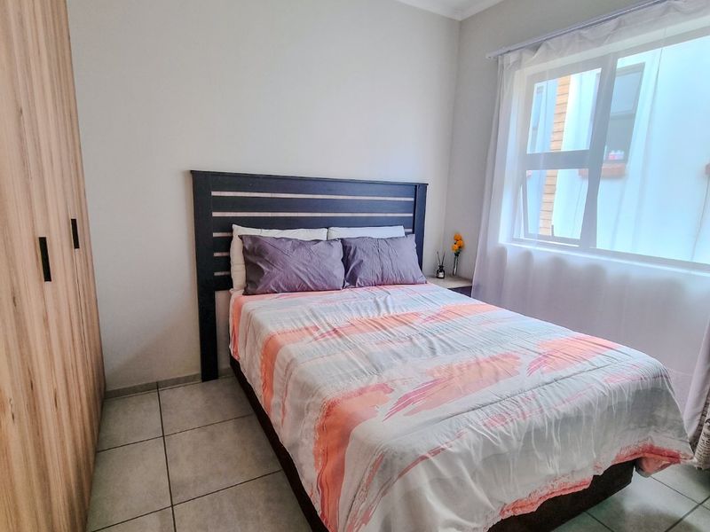 3 bedroom Apartment - Photo 5