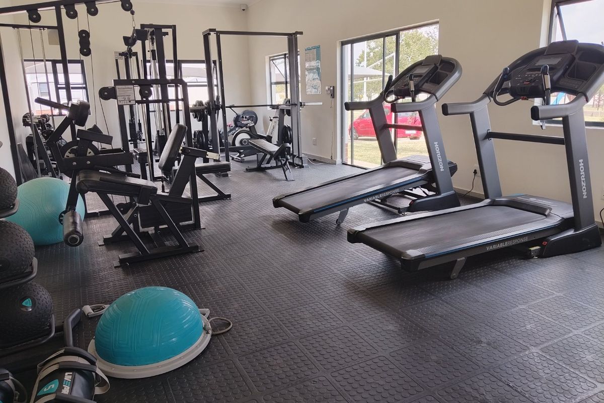 Beautiful 1 x bed room and 1 x bathroom - Photo 5