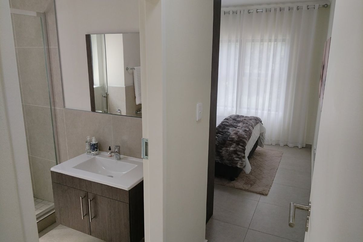 3 x Bedrooms 2 x Bathrooms  - Photo 4