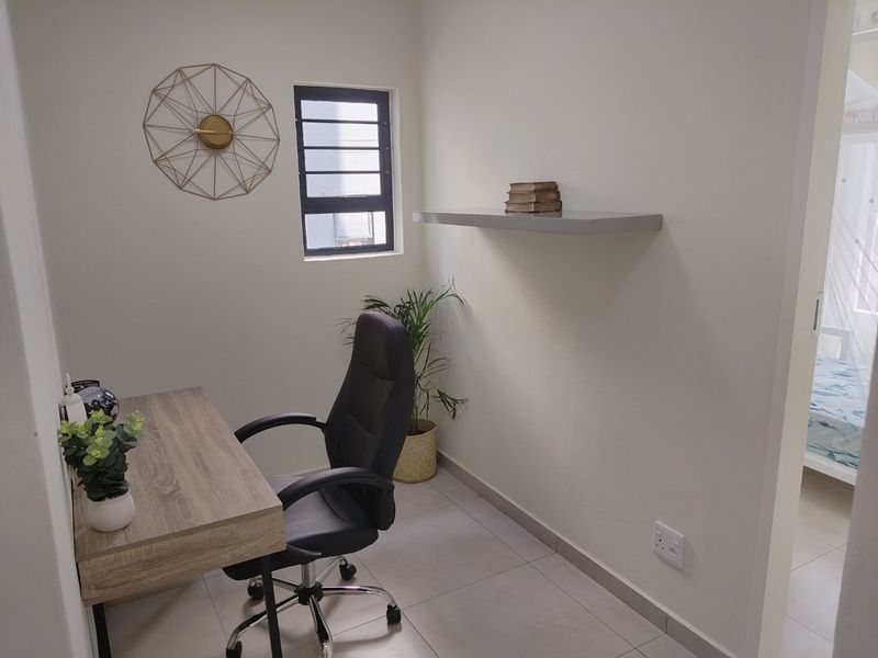 3 x Bedrooms 2 x Bathrooms  - Photo 3