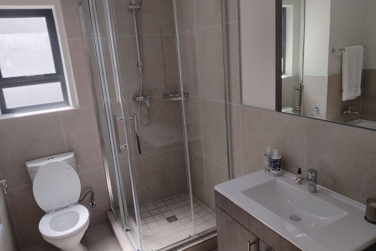 3 x Bedrooms 2 x Bathrooms  - Photo 5