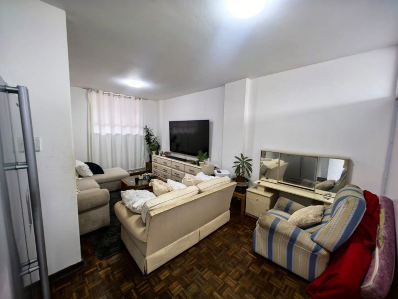 1.5 Bedrooms, 1 Bathroom Apartment For Sale In North Beach, Durban - Photo 1