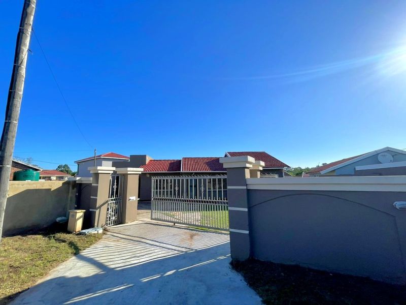 3 BEDROOM HOME IN HAVEN HILLS - Photo 3