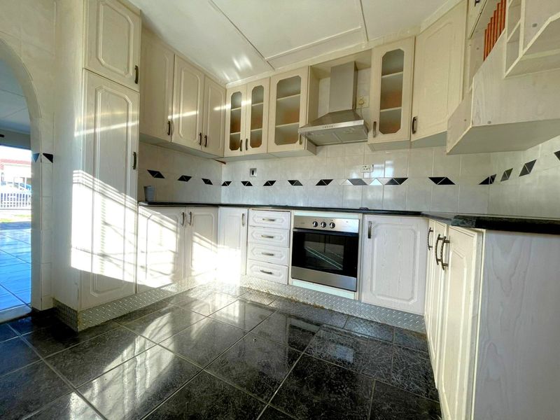 3 BEDROOM HOME IN HAVEN HILLS - Photo 9