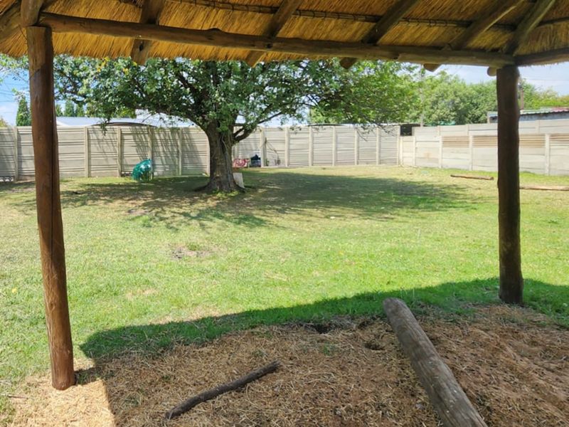 Modern 4-Bedroom Family Home Designed for Comfortable Living Standerton Central - Photo 6