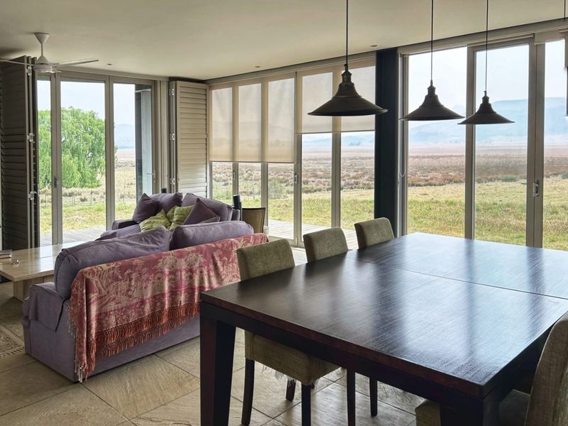 2 Bed House in Wakkerstroom for Sale - Photo 2