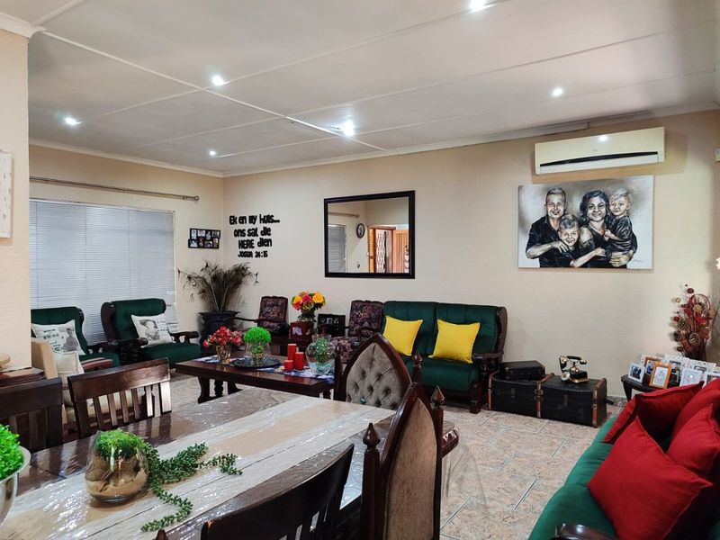 Stylish, Solar-Powered Family Home in Prime Stilfontein Ext. 4 - Photo 9