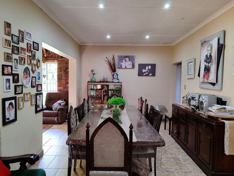 Stylish, Solar-Powered Family Home in Prime Stilfontein Ext. 4 - Photo 7