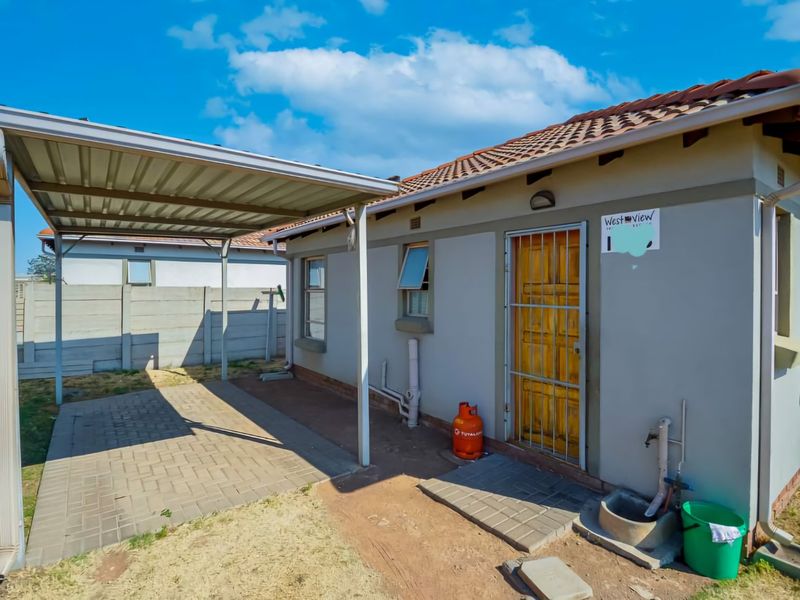 3 Bedroom Home In Westview Estate - Photo 4