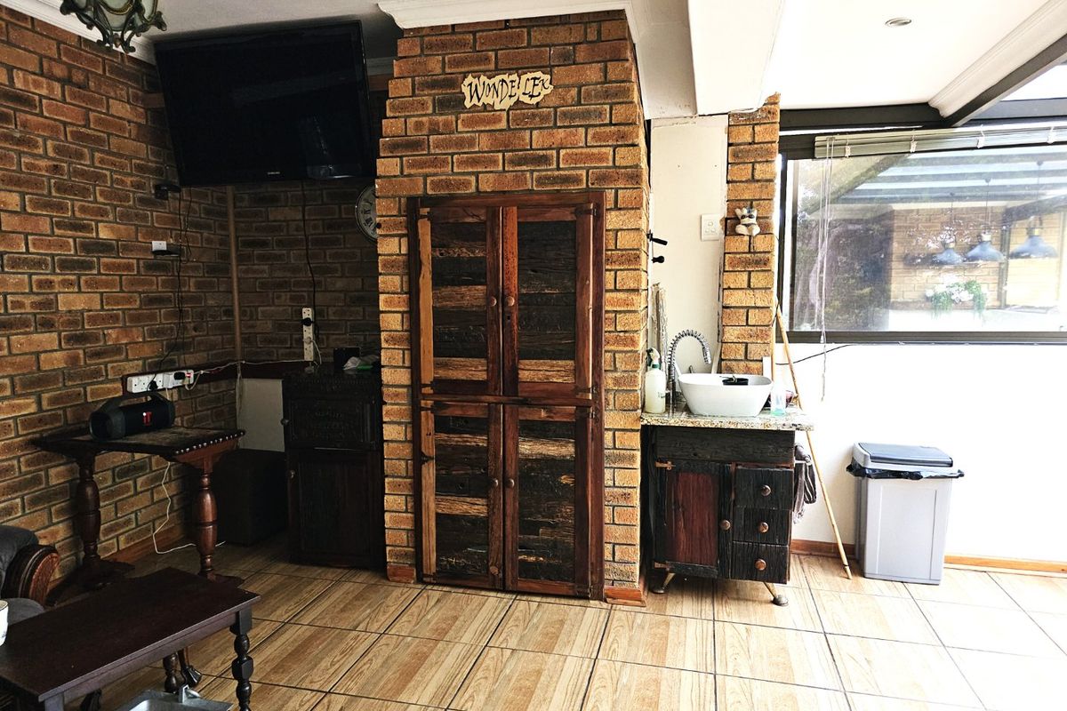 YOUR OWN PIECE OF PARADISE - Photo 5