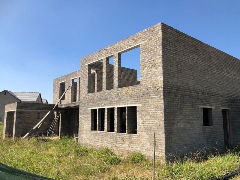 Partially build house for sale in Riverspray Lifestyle Estate. - Photo 2