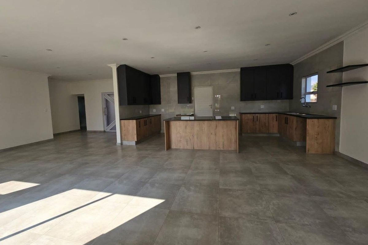 Newly build home in Riverspray Lifestyle Estate - Photo 5