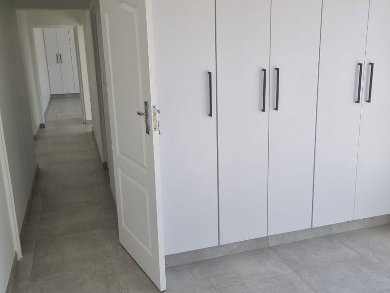 Newly build home in Riverspray Lifestyle Estate - Photo 8