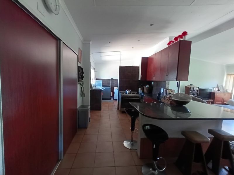 Exceptional 130-hectare farm in the Roodeplaat Area - Photo 5