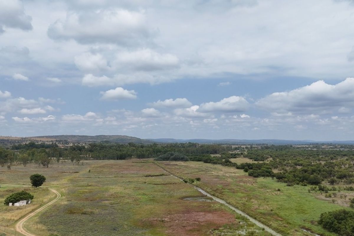 Exceptional 130-hectare farm in the Roodeplaat Area - Photo 4