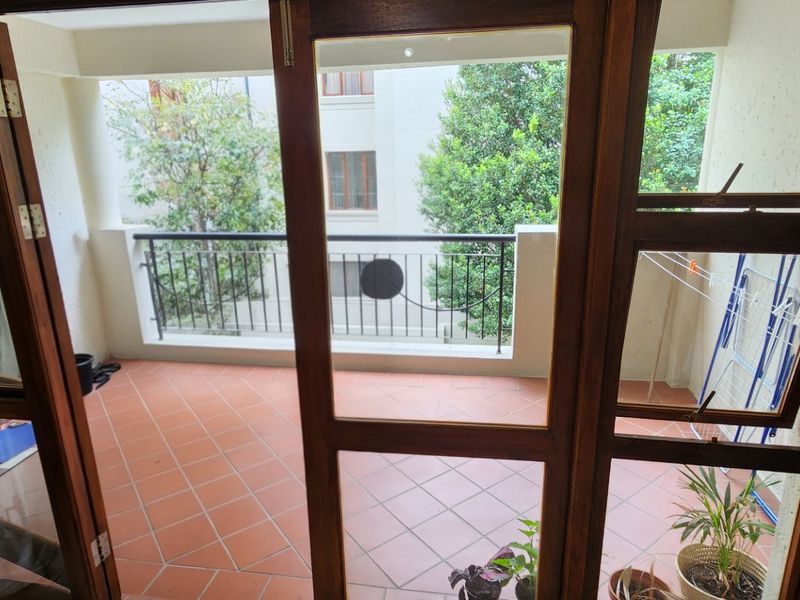 Modern 2-Bedroom Apartment in Secure Complex – Ideal for Executives & Investors - Photo 8