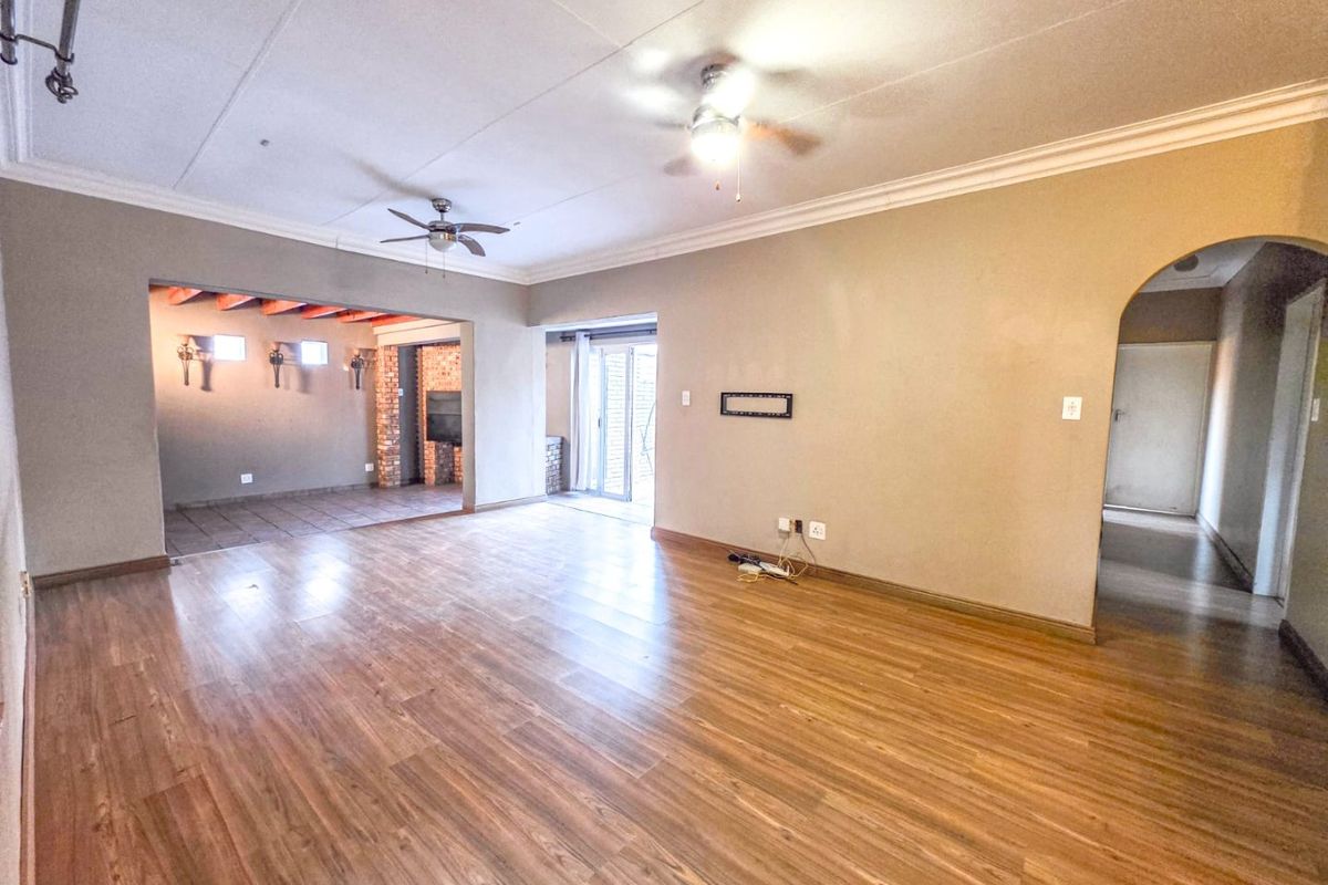 Secure 4-Bedroom Family Home with Splash Pool – Amberfield Glen Estate, Centurion - Photo 5