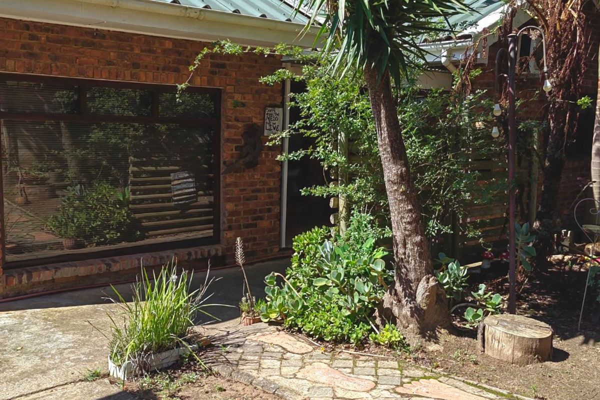 3 Bedroom House for Sale Kereedouw - Photo 2