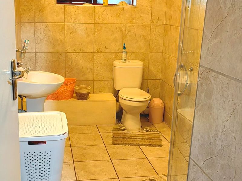 3 Bedroom House for Sale Kereedouw - Photo 9