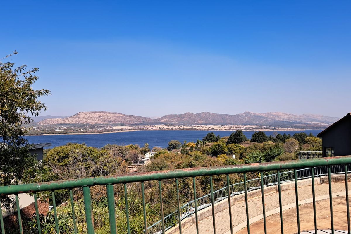 361m2 Vacant Land in Falcon View Estate - Photo 3