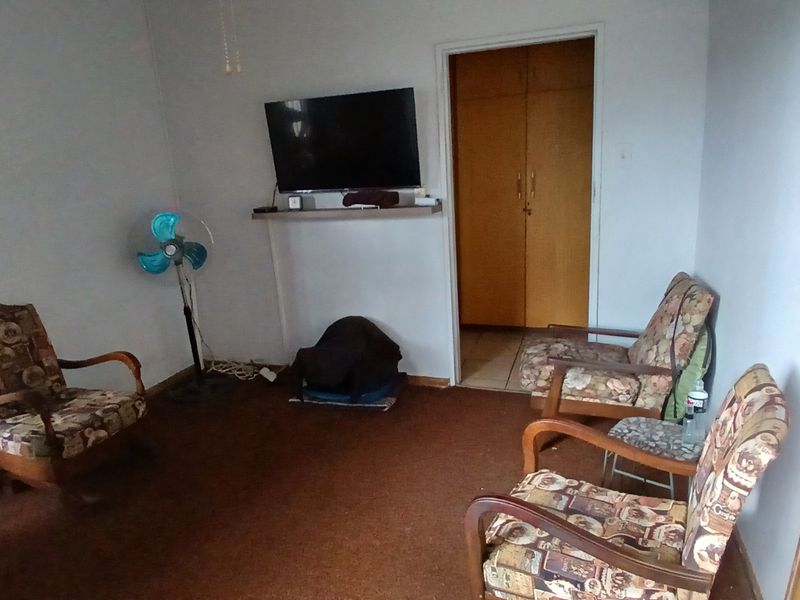 Multi-functional property in Bloemfontein business zone. - Photo 9