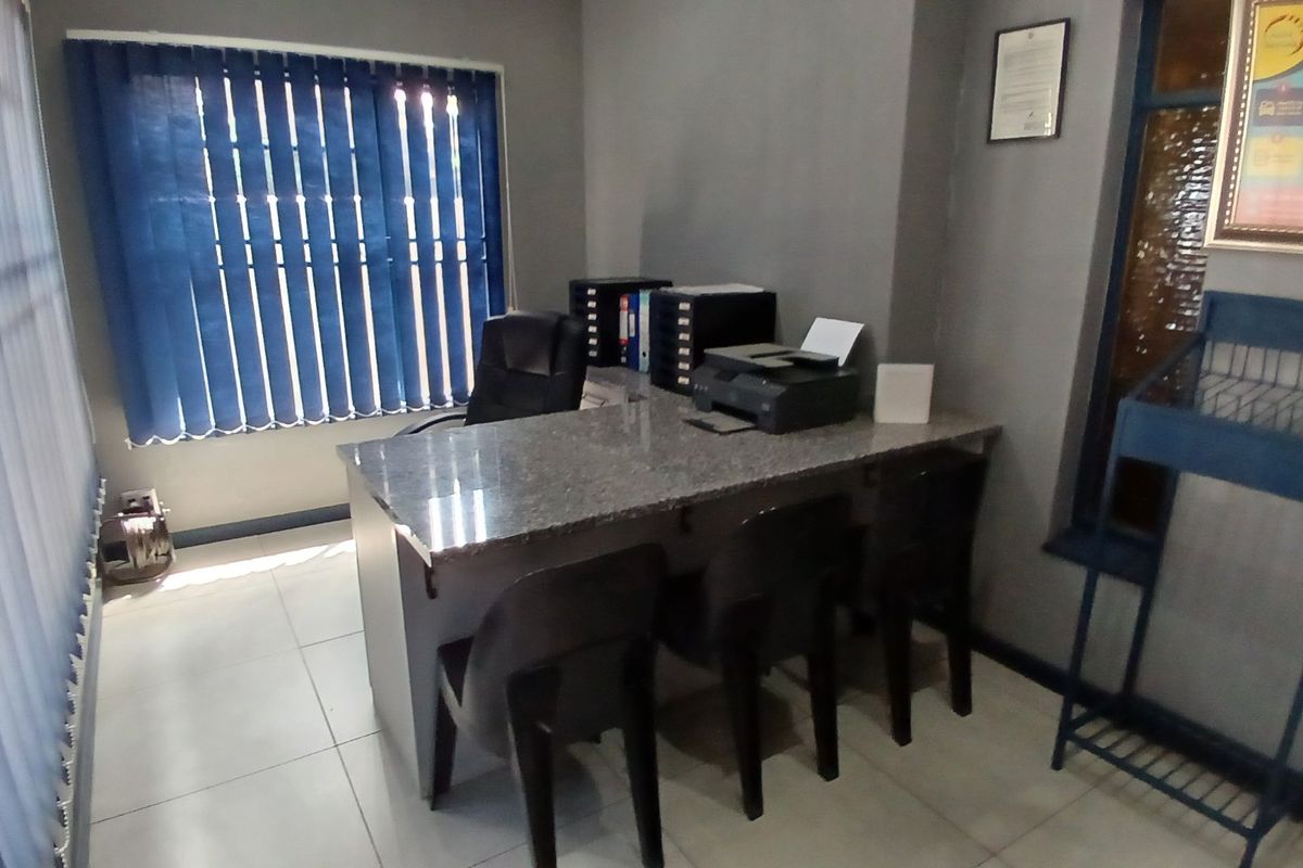 Multi-functional property in Bloemfontein business zone. - Photo 4