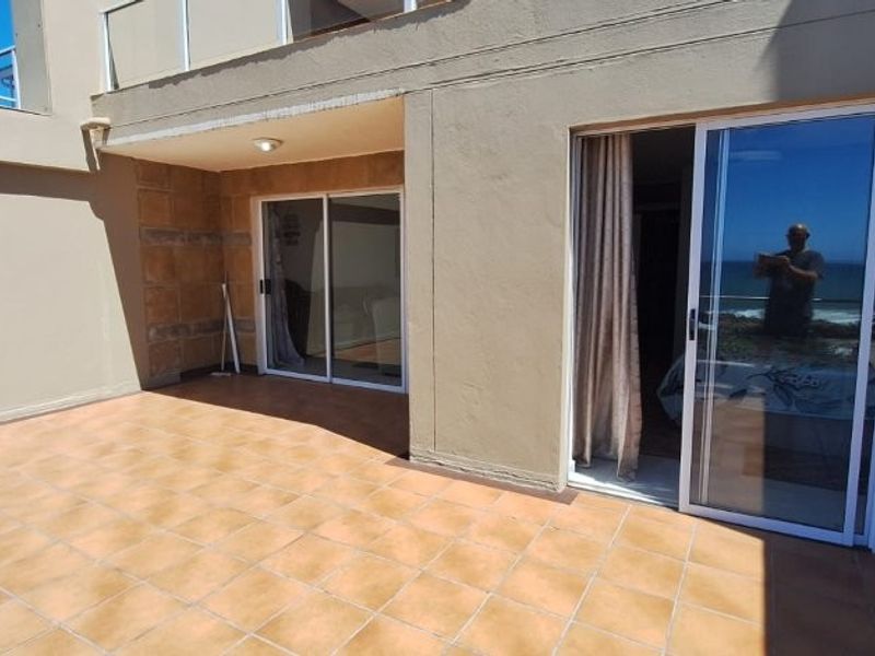 Two Bedroom Apartment In Margate - Photo 3