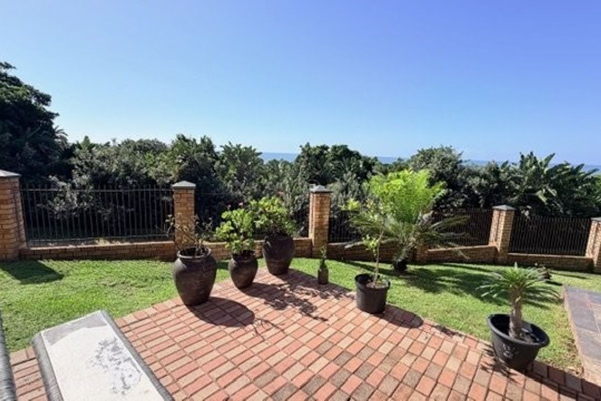 Striking Coastal Home With Space Character And Beautiful Sea Views - Photo 4