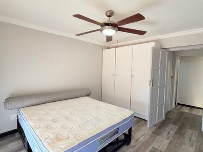 Striking Coastal Home With Space Character And Beautiful Sea Views - Photo 10