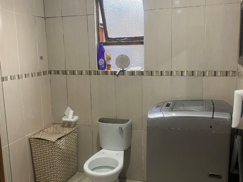 Mordern 2-bedroom home of Comfortable Living - Photo 10