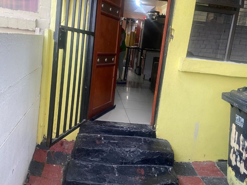 Mordern 2-bedroom home of Comfortable Living - Photo 2