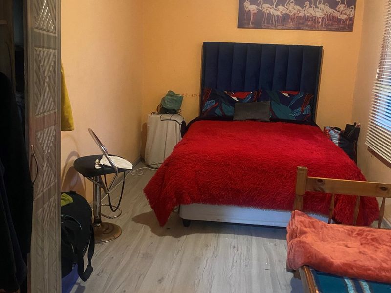 Mordern 2-bedroom home of Comfortable Living - Photo 8