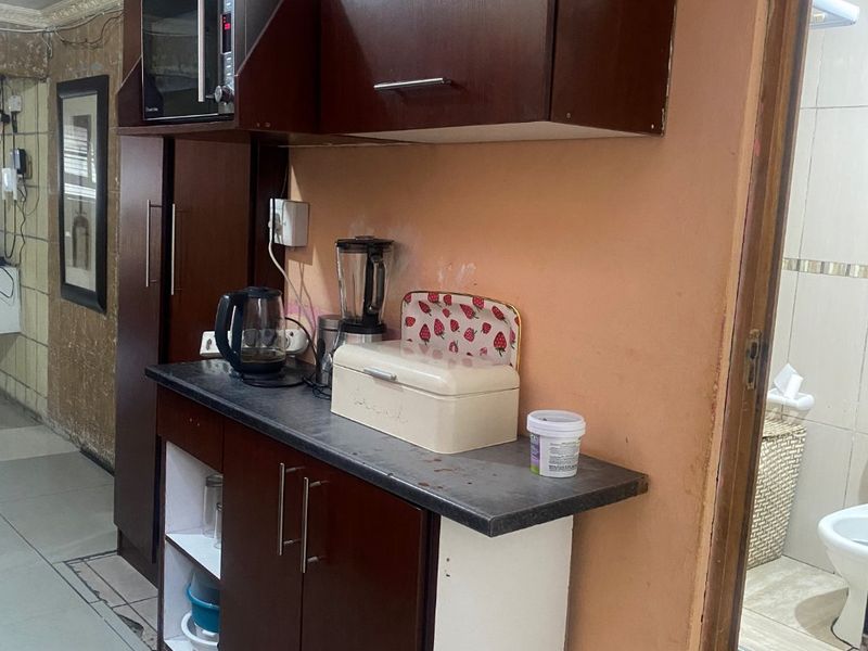 Mordern 2-bedroom home of Comfortable Living - Photo 7