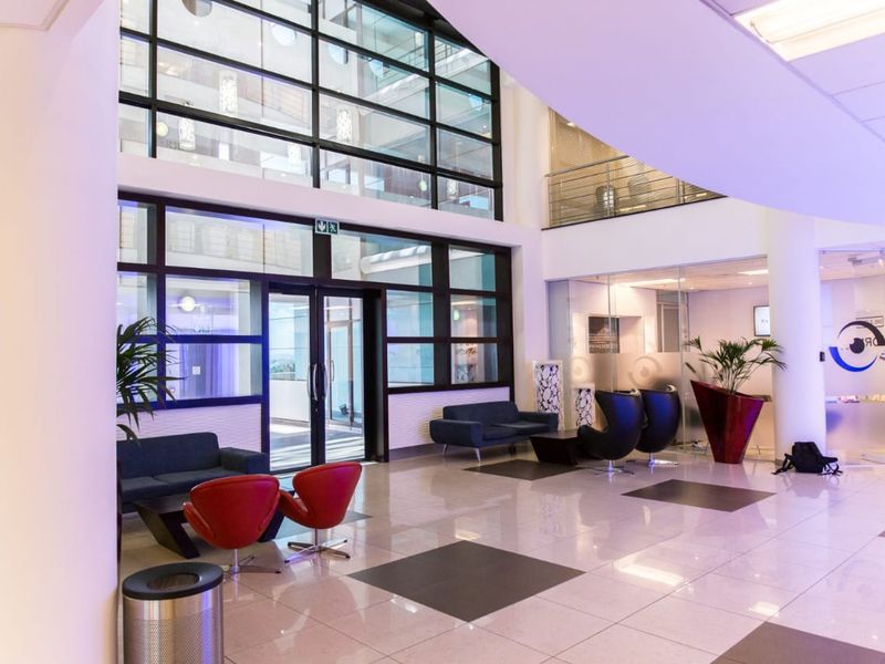 Spacious Office Suite to rent in Sinosteel Plaza, Morningside  - Photo 4